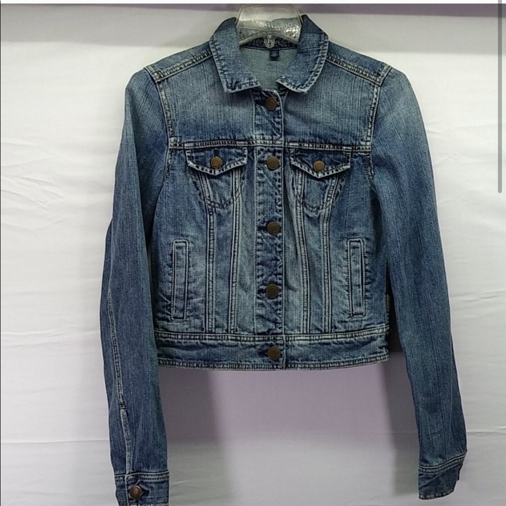 American Eagle blue jean jacket (C)